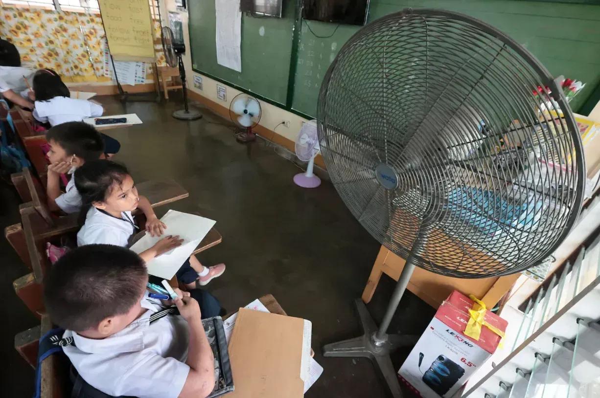 (Photo by Grig C. MonteGrande/Philippine Daily Inquirer)