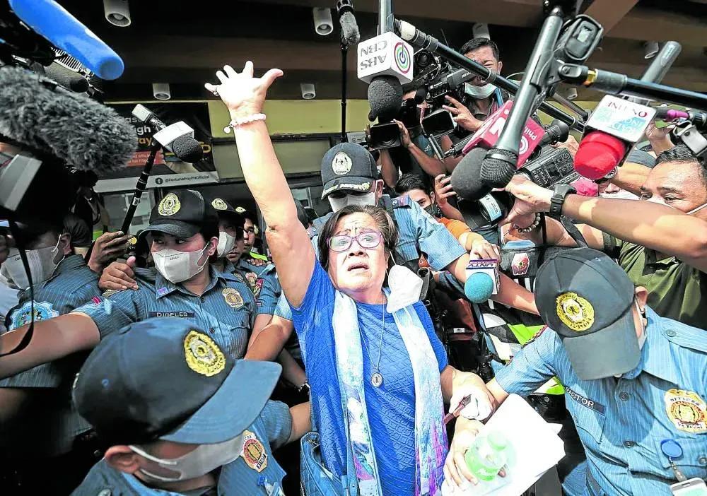 (Photo from Richard A. Reyes/Inquirer) (Photo from Richard A. Reyes/Inquirer)