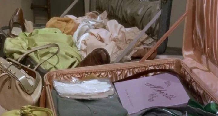 Screenshot from Marnie (1964) Screenshot from Marnie (1964)